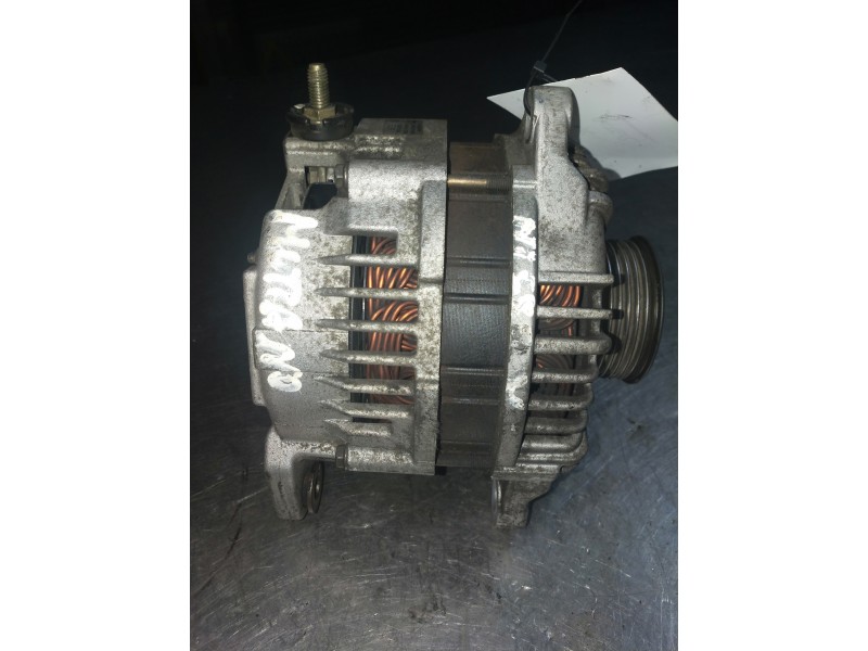Recambio de alternador para nissan murano (z50) básico referencia OEM IAM 23100CN100  