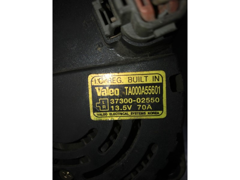 Recambio de alternador para opel agila básico referencia OEM IAM 37300025550  