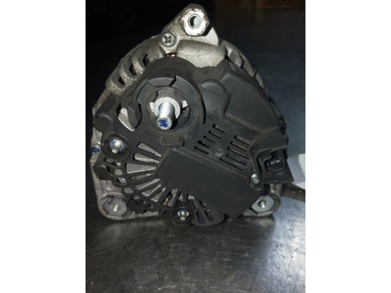 Recambio de alternador para nissan tiida (c11x/sc11x) tekna referencia OEM IAM   