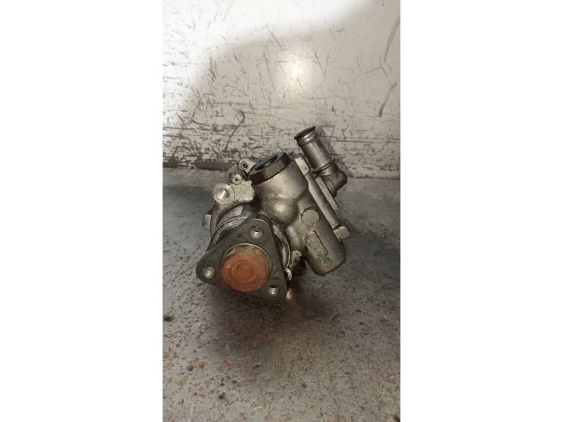 Recambio de bomba direccion para skoda superb (3u4) 1.9 tdi referencia OEM IAM 8D0145156T 7690955102 