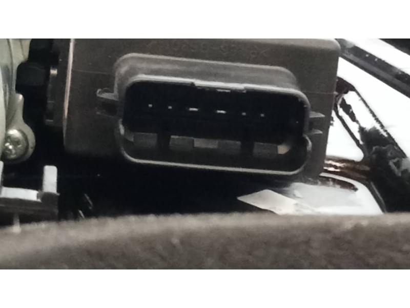 Recambio de elevalunas delantero derecho para kia cee´d x-tech referencia OEM IAM 82460A2010 82480A2311 