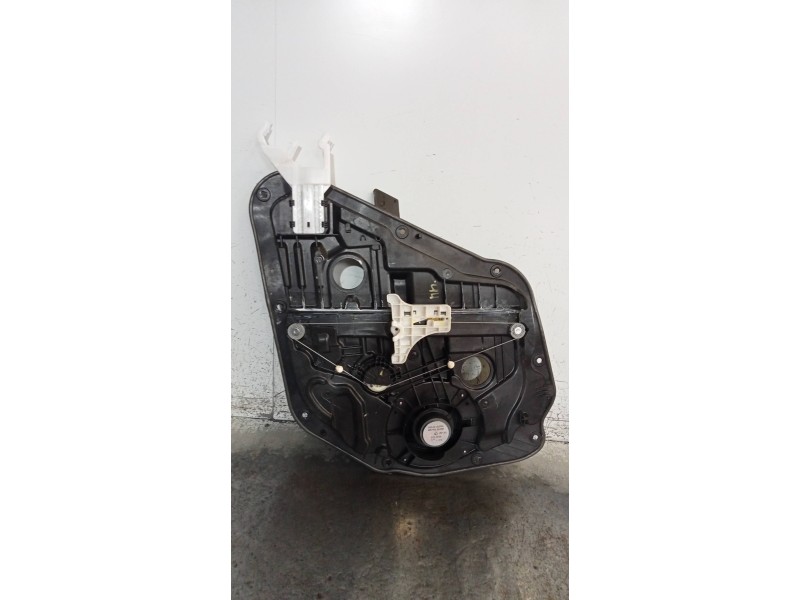 Recambio de elevalunas trasero izquierdo para kia cee´d x-tech referencia OEM IAM 83450A2010 83470A2341 