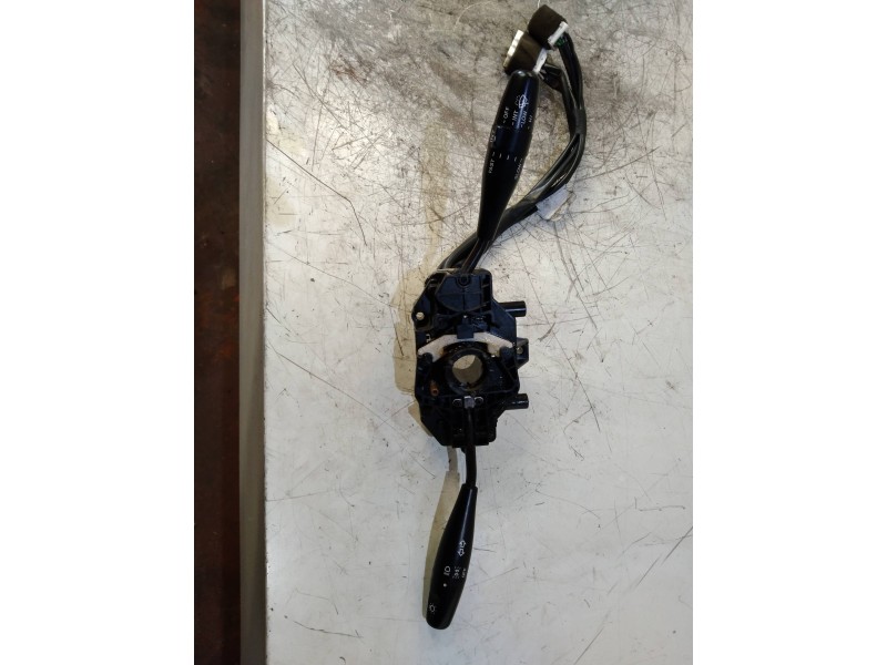 Recambio de mando luces para hyundai accent (x3) 1.5 gs referencia OEM IAM 9340022052  