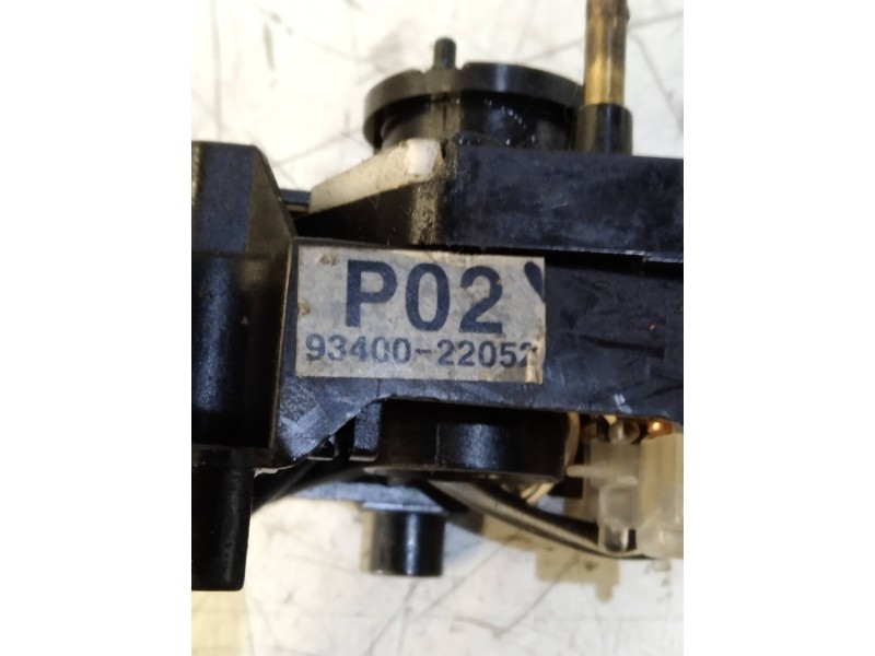 Recambio de mando luces para hyundai accent (x3) 1.5 gs referencia OEM IAM 9340022052  