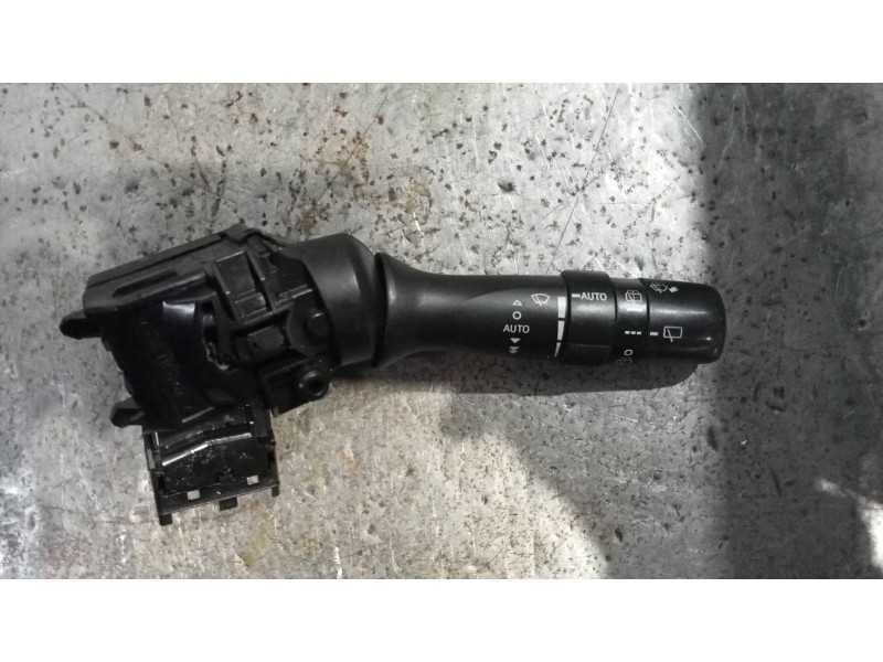 Recambio de mando limpia para toyota prius (nhw30) plug-in hybrid advance referencia OEM IAM   