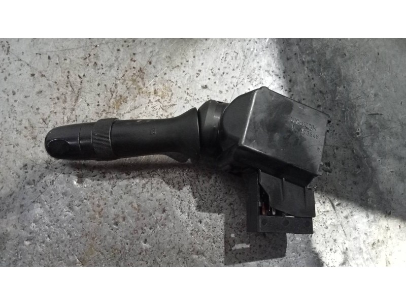 Recambio de mando limpia para toyota prius (nhw30) plug-in hybrid advance referencia OEM IAM   