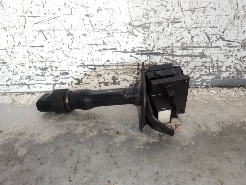 Recambio de mando limpia para lancia dedra berl. 2.0 referencia OEM IAM   