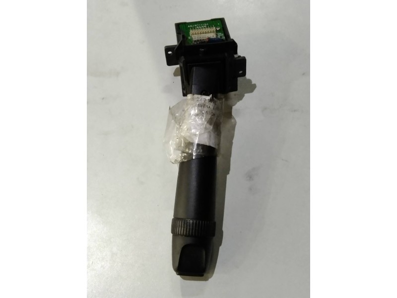 Recambio de mando limpia para volvo s60 berlina 2.4 d referencia OEM IAM 30768099  