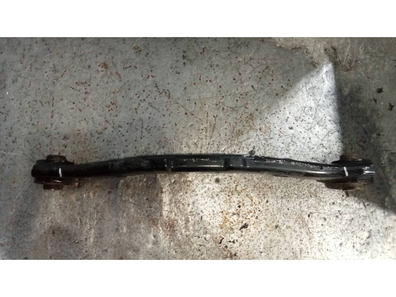 Recambio de brazo suspension superior trasero derecho para kia cee´d x-tech referencia OEM IAM 55100A6000  