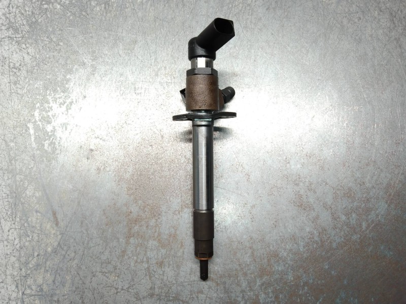 Recambio de inyector para peugeot 407 coupe pack referencia OEM IAM A2C59511316  