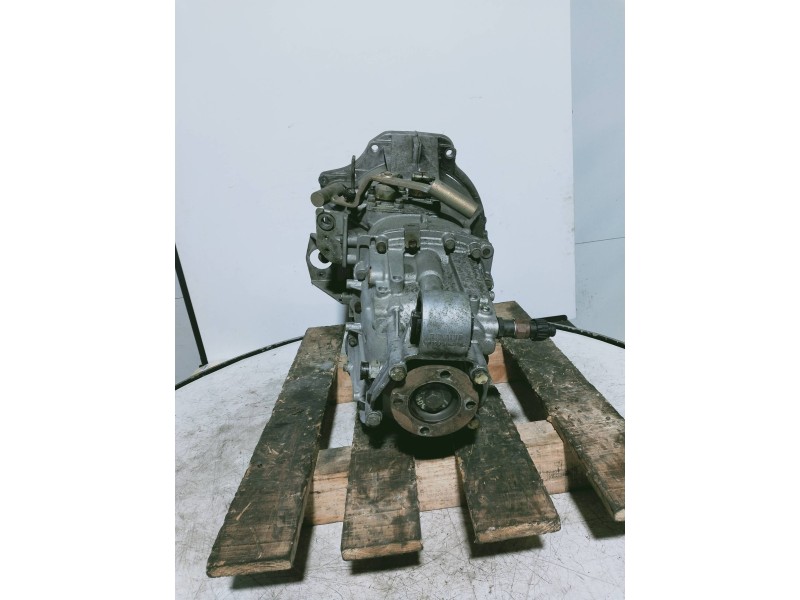 Recambio de caja cambios para renault mascott 2.8 diesel referencia OEM IAM 1323050006 5010545223 6S300 185125