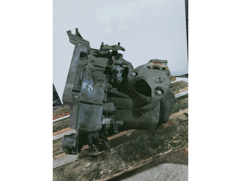 Recambio de caja cambios para citroen c3 1.1 vivace referencia OEM IAM 20CF14 0053461 5V