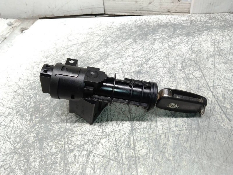 Recambio de conmutador de arranque para lancia ypsilon (101) 1.4 16v oro (10.2006) referencia OEM IAM 00468453610 169843 