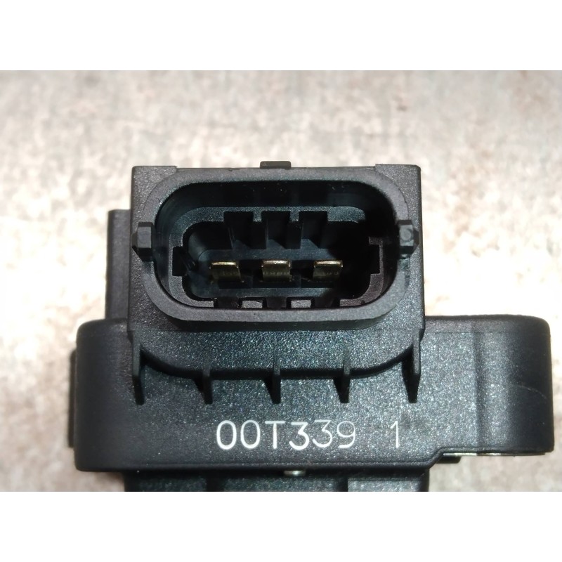 Recambio de bobina encendido para mercedes clase clk (w208) coupe 230 compressor (evo) (208.348) referencia OEM IAM A0001501780 