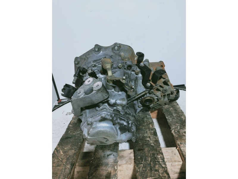 Recambio de caja cambios para opel vectra c berlina comfort referencia OEM IAM 13101871 GU13101871 S731 B03105