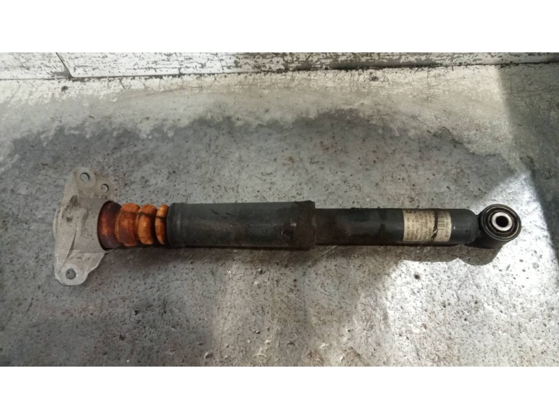 Recambio de amortiguador trasero derecho para volkswagen touran (1t2) highline referencia OEM IAM   