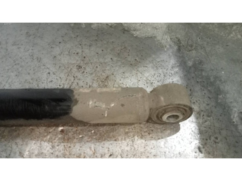 Recambio de amortiguador trasero izquierdo para volkswagen touran (1t2) highline referencia OEM IAM   