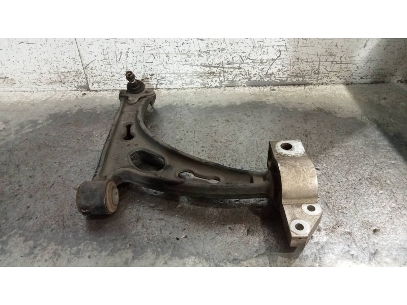 Recambio de brazo suspension inferior delantero derecho para volkswagen touran (1t2) highline referencia OEM IAM   
