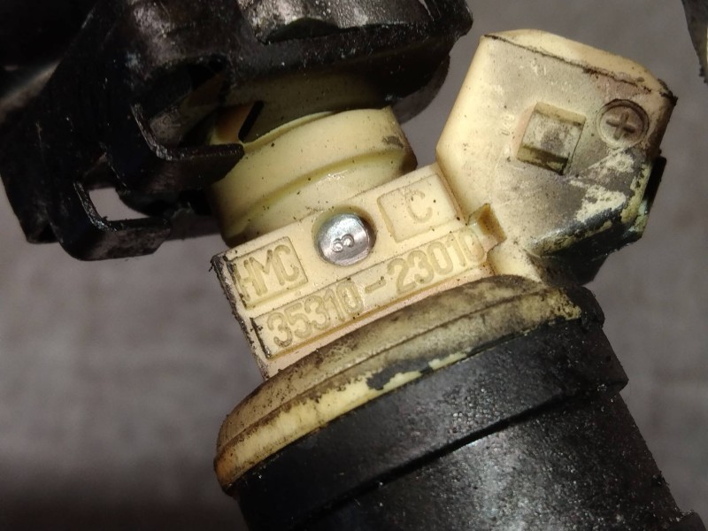 Recambio de rampa inyectora para hyundai coupe (j2) 1.6 fx coupe referencia OEM IAM 9250930018 3531023010 