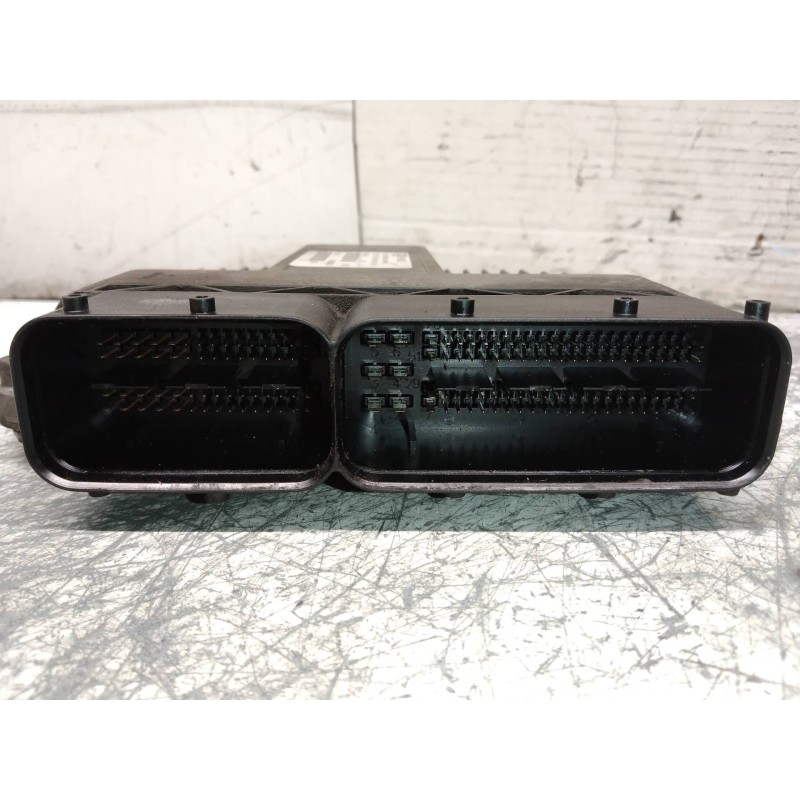 Recambio de centralita motor uce para fiat punto berlina (188) 1.9 jtd 85 dynamic referencia OEM IAM 55186608 MJD6JFP3 