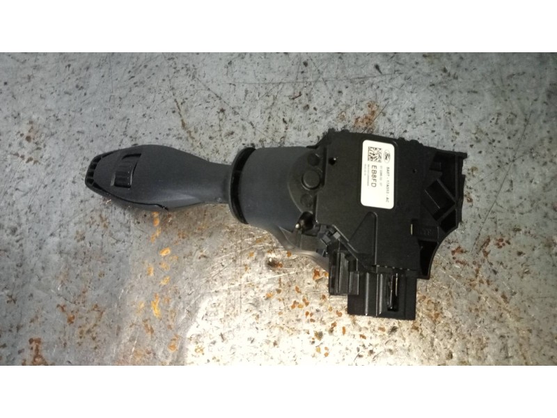 Recambio de mando limpia para ford transit courier trend referencia OEM IAM 8A6T17A553AC  