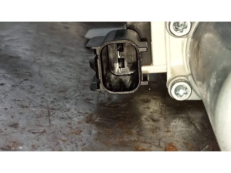 Recambio de elevalunas delantero izquierdo para ford transit courier trend referencia OEM IAM ET76A23201CD  