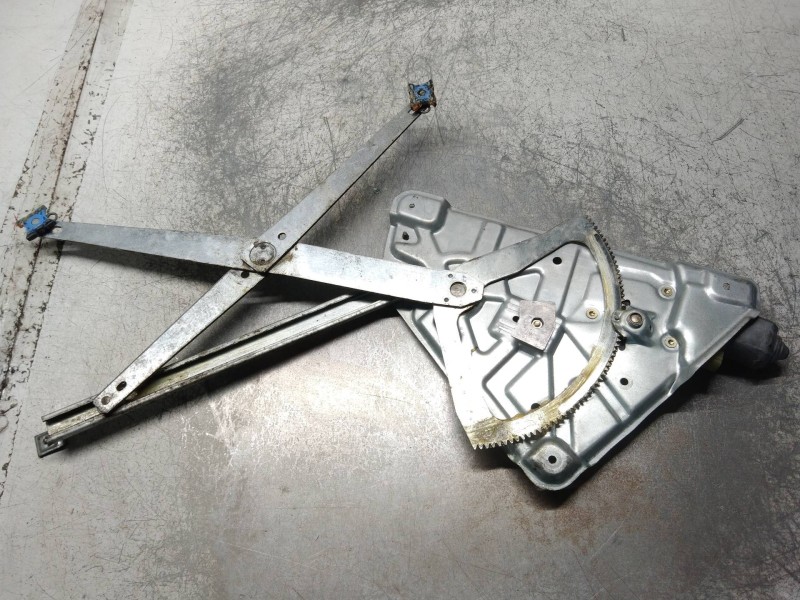 Recambio de elevalunas delantero derecho para land rover range rover (lp) dse (100kw) referencia OEM IAM 0130821318  5P