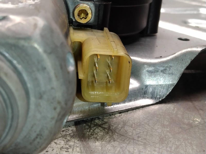 Recambio de elevalunas delantero derecho para land rover range rover (lp) dse (100kw) referencia OEM IAM 0130821318  5P