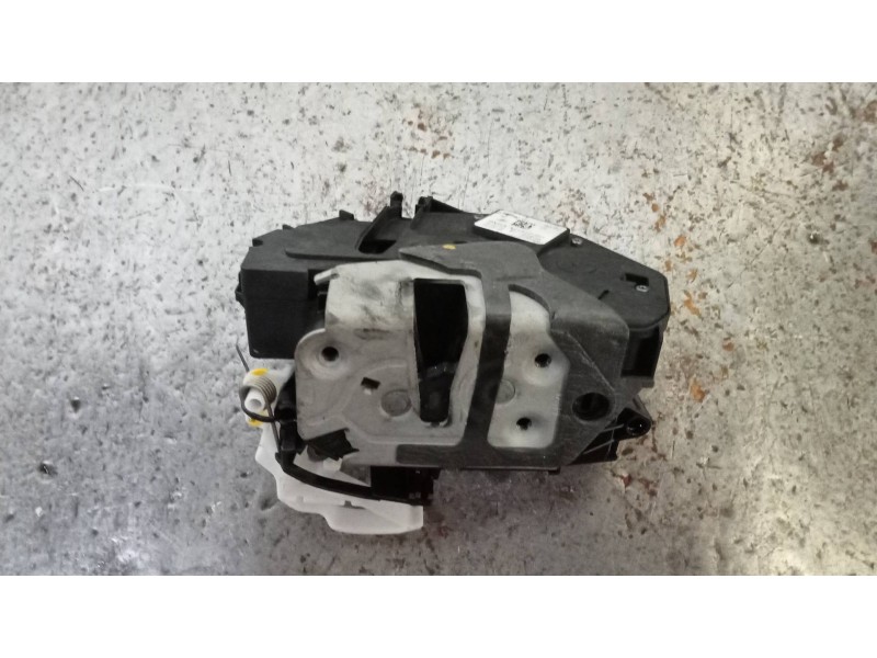 Recambio de motor cierre centralizado delantero derecho para ford transit courier trend referencia OEM IAM BM5AA21812BH  