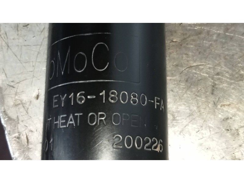 Recambio de amortiguador trasero izquierdo para ford transit courier trend referencia OEM IAM EY1618080FA  
