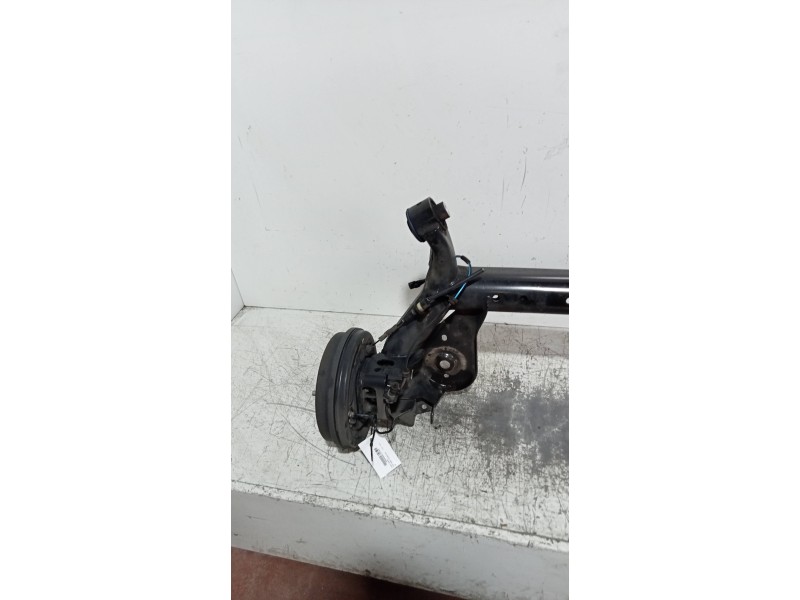 Recambio de puente trasero para ford transit courier trend referencia OEM IAM   ABS