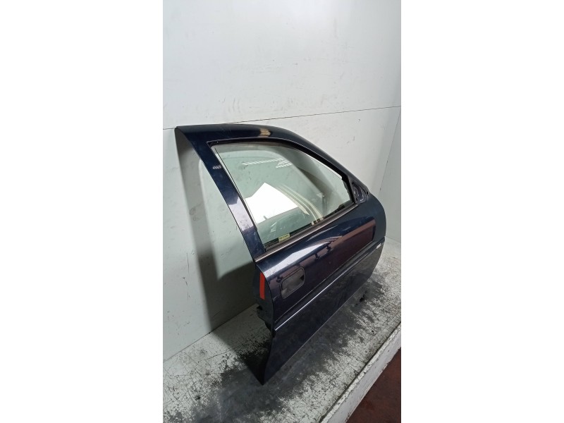 Recambio de puerta delantera derecha para opel vectra b berlina básico (1999) referencia OEM IAM   4P