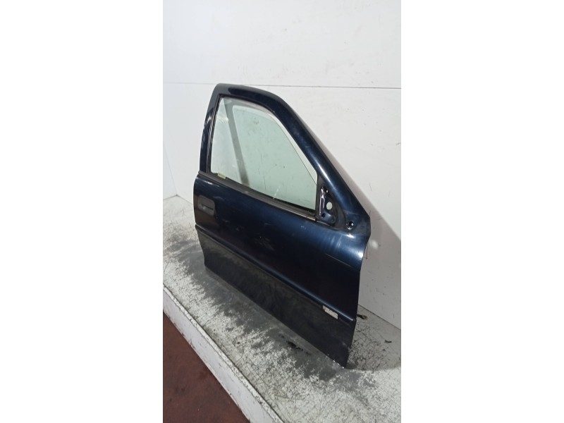Recambio de puerta delantera derecha para opel vectra b berlina básico (1999) referencia OEM IAM   4P