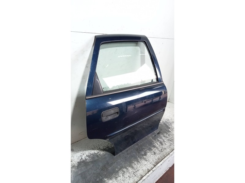 Recambio de puerta trasera derecha para opel vectra b berlina básico (1999) referencia OEM IAM   4P