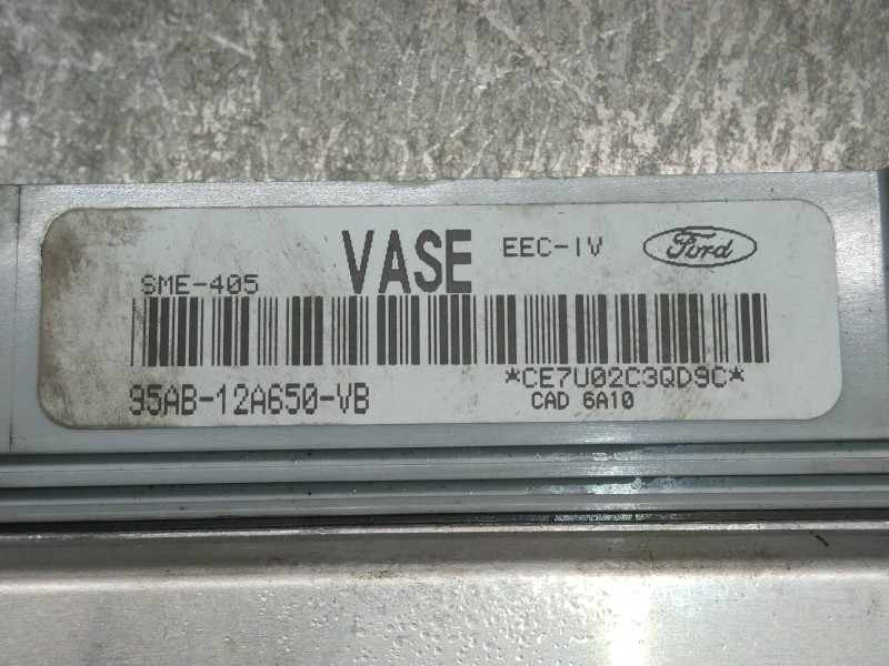 Recambio de centralita motor uce para ford escort berl./turnier clx berlina referencia OEM IAM 95AB12A650VB VASE 