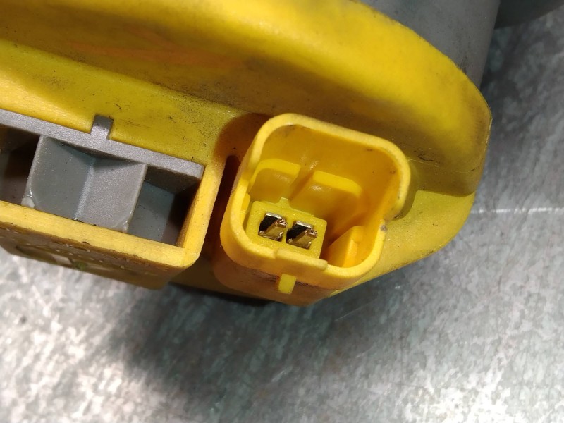 Recambio de faro antiniebla izquierdo para citroen xsara berlina 1.6 16v chrono referencia OEM IAM 9648947780  