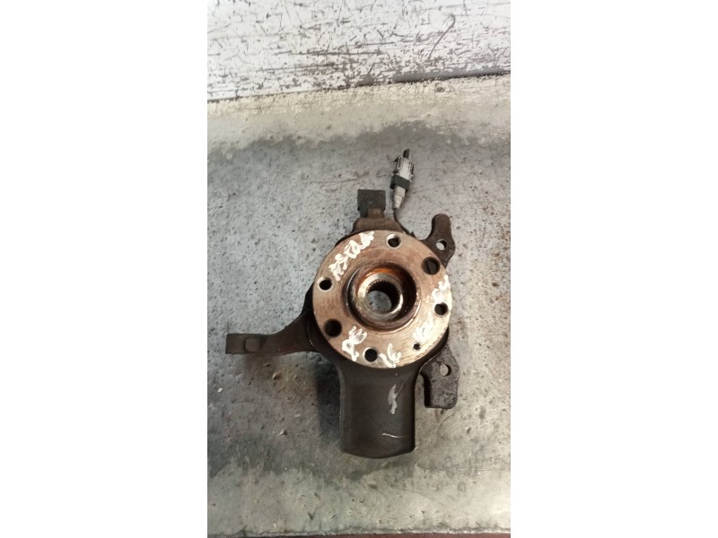 Recambio de mangueta delantera derecha para opel astra h berlina cosmo referencia OEM IAM   