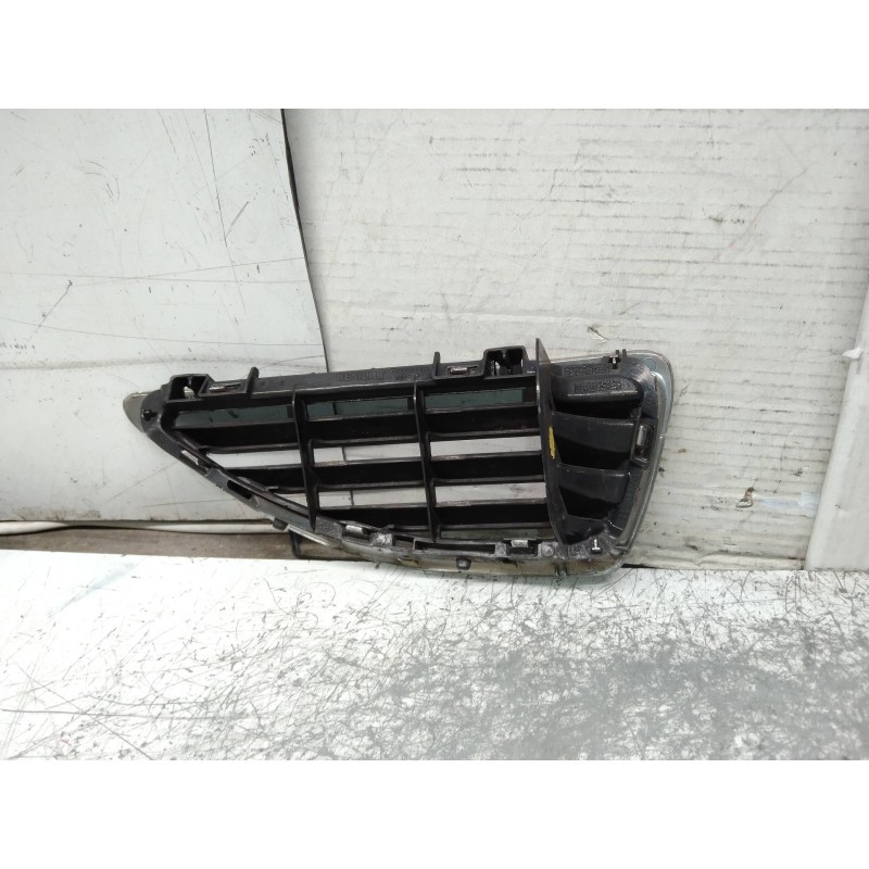Recambio de rejilla delantera para renault megane i fase 2 berlina (ba0) 1.9 dti diesel cat referencia OEM IAM 7700428963  IZQUI
