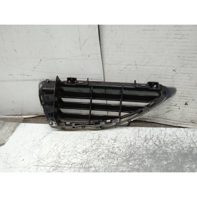 Recambio de rejilla delantera para renault megane i fase 2 berlina (ba0) 1.9 dti diesel cat referencia OEM IAM 7700428964  DEREC