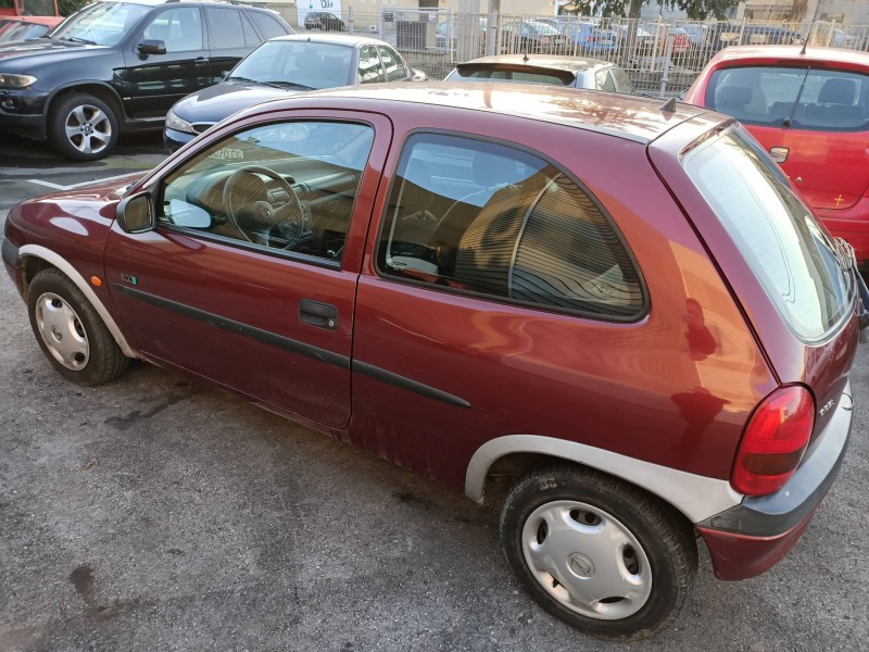 opel corsa b del año 1998 opel corsa b del año 1998