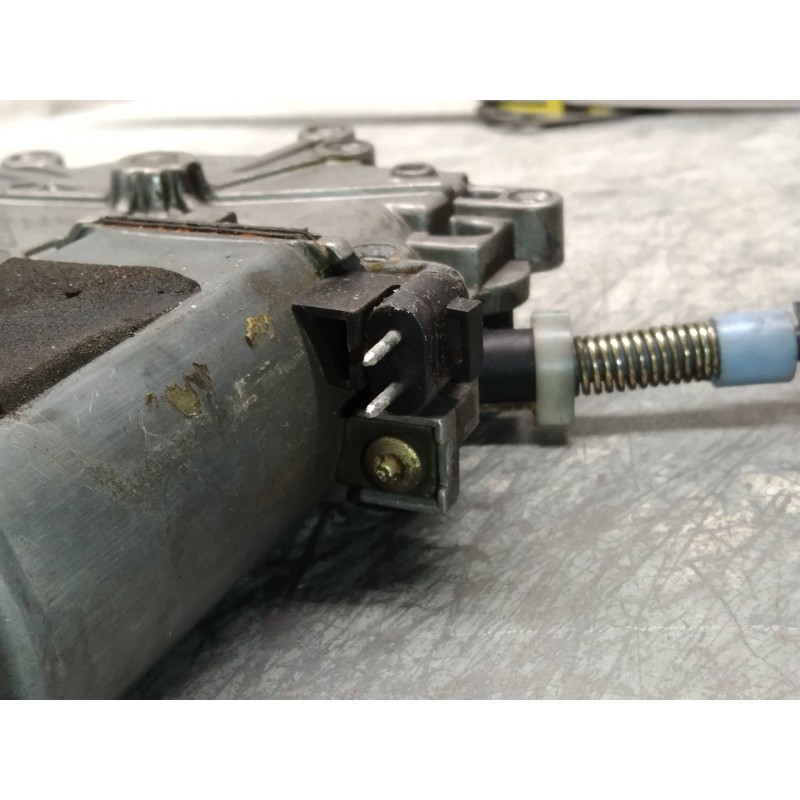 Recambio de elevalunas delantero izquierdo para ford escort berl./turnier clx berlina referencia OEM IAM   3P