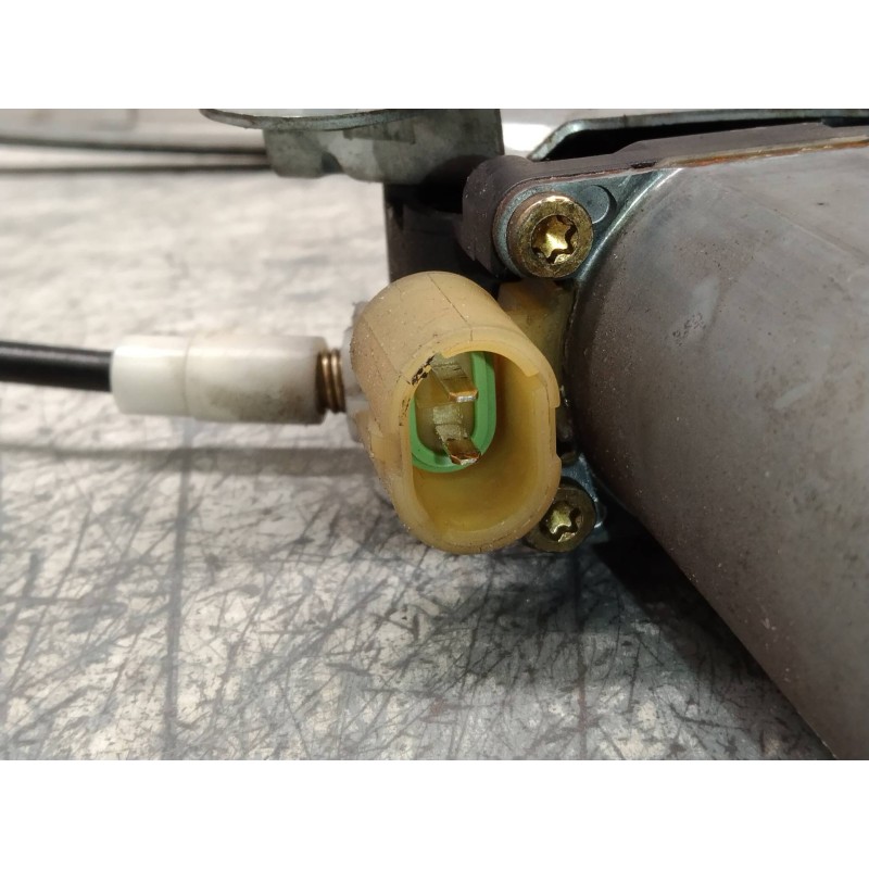 Recambio de elevalunas delantero derecho para renault megane i fase 2 berlina (ba0) 1.9 dti diesel cat referencia OEM IAM 013082