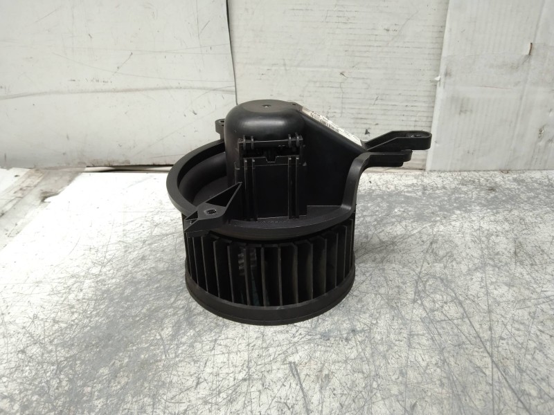 Recambio de motor calefaccion para citroen berlingo 1.9 d 600 furg. referencia OEM IAM 031117E M49030668Q 