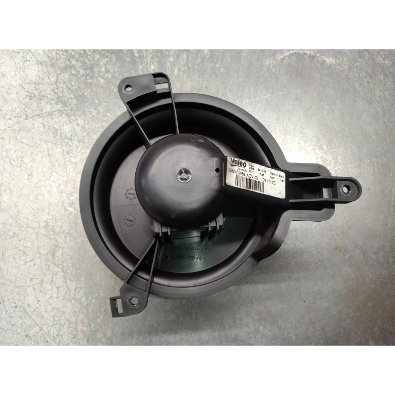 Recambio de motor calefaccion para citroen berlingo 1.9 d 600 furg. referencia OEM IAM 031117E M49030668Q 