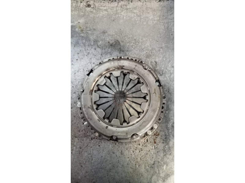 Recambio de kit embrague para seat ibiza (6k1) 1.4 16v referencia OEM IAM   