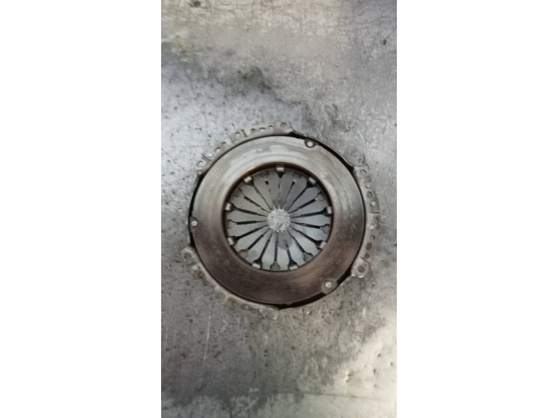 Recambio de kit embrague para seat ibiza (6k1) 1.4 16v referencia OEM IAM   