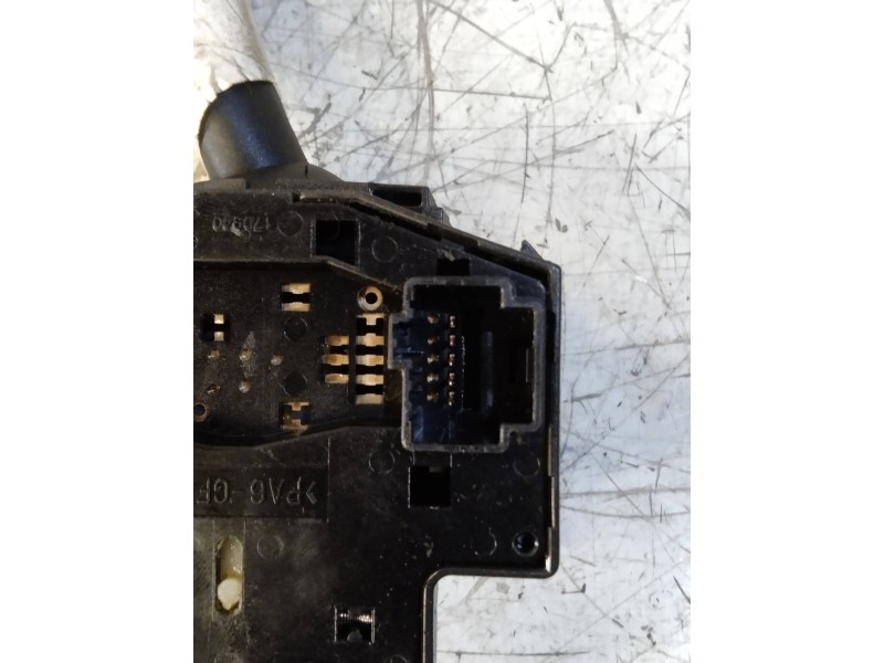 Recambio de mando luces para ford focus c-max (cap) 1.6 tdci cat referencia OEM IAM 4M5T13335AD 17D940 