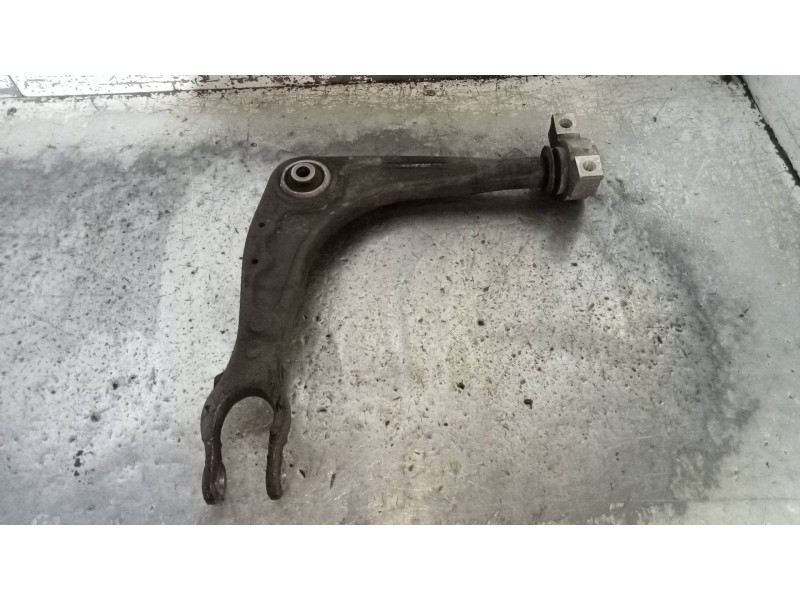 Recambio de brazo suspension inferior delantero derecho para citroen c5 berlina exclusive referencia OEM IAM   
