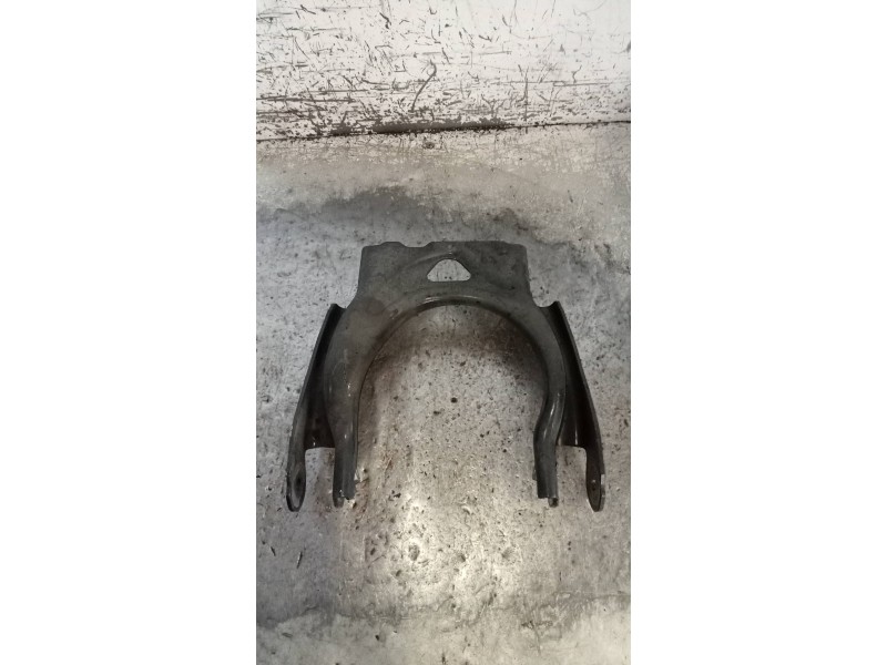 Recambio de brazo suspension superior delantero derecho para citroen c5 berlina exclusive referencia OEM IAM 9682594280  