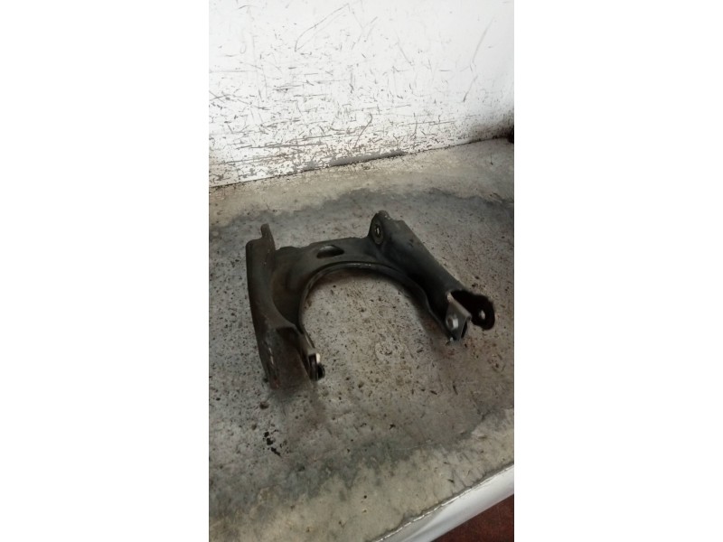 Recambio de brazo suspension superior delantero izquierdo para citroen c5 berlina exclusive referencia OEM IAM 9682595280  